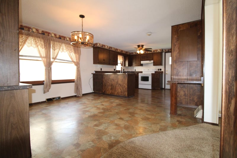 83 Fairfax St, Winona, MN 55987