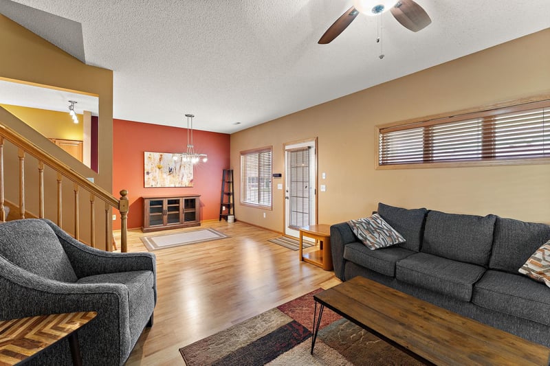 7858 Marilyn Dr, Lino Lakes, MN 55014