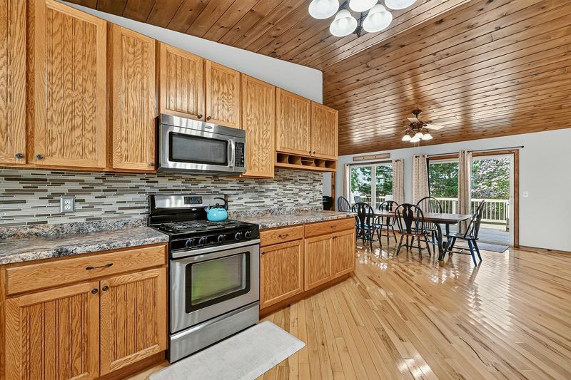 813 3rd Ave SE, Stewartville, MN 55976