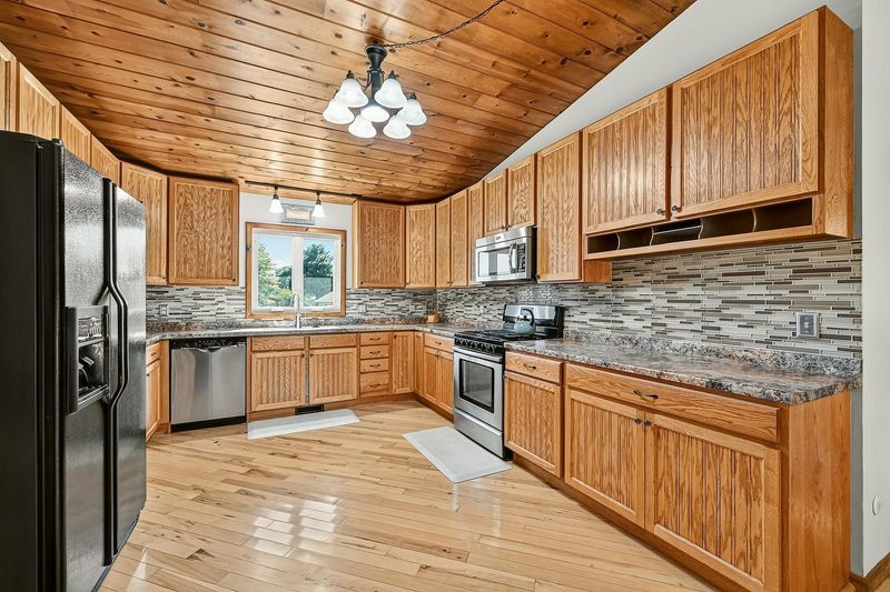 813 3rd Ave SE, Stewartville, MN 55976