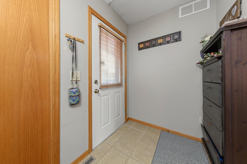 1015 Poplar St, Northfield, MN 55057