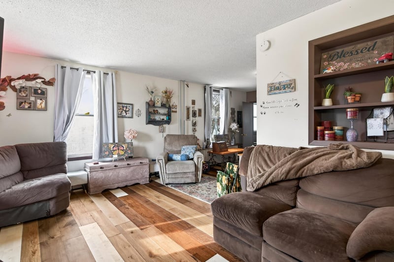 591 Payne Ave, Saint Paul, MN 55130