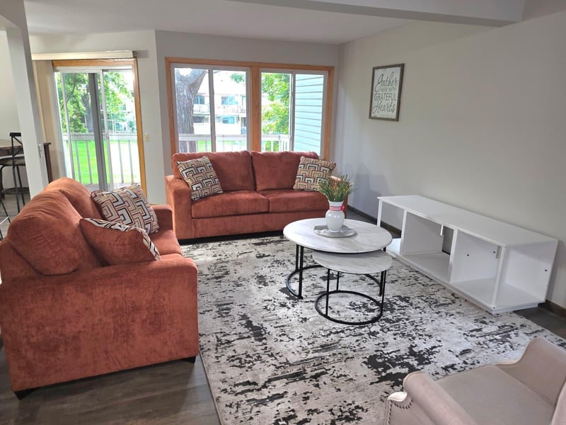 7211 Perry Ct E, Brooklyn Center, MN 55429