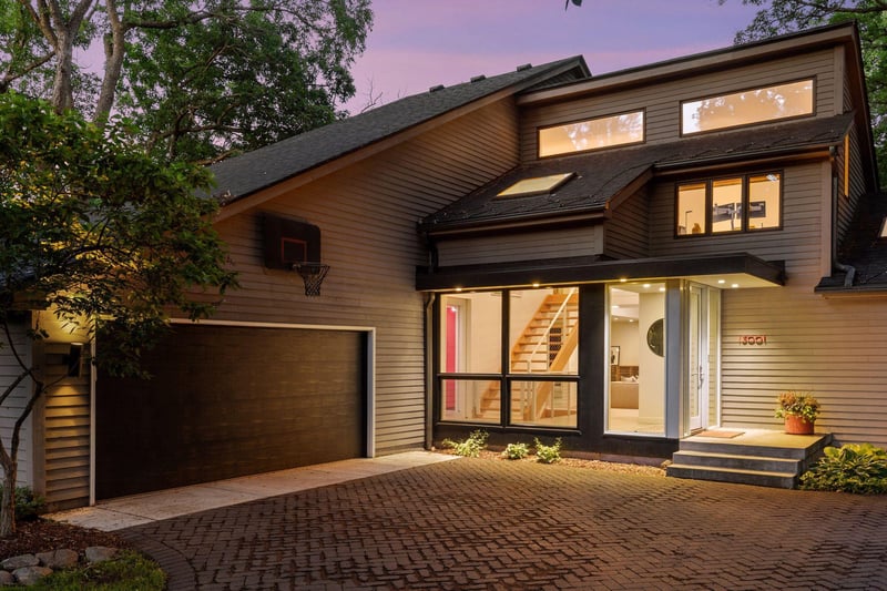 13001 Brenwood Trl, Minnetonka, MN 55343