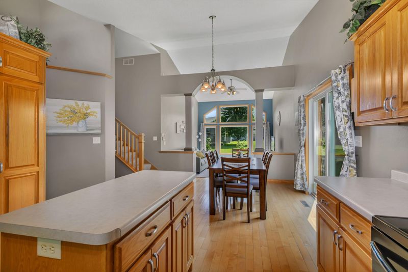 605 Lake Anna Dr, Avon, MN 56310