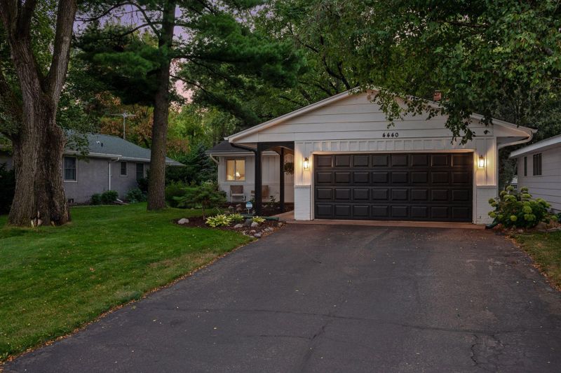 4440 Vandervork Ave, Edina, MN 55436