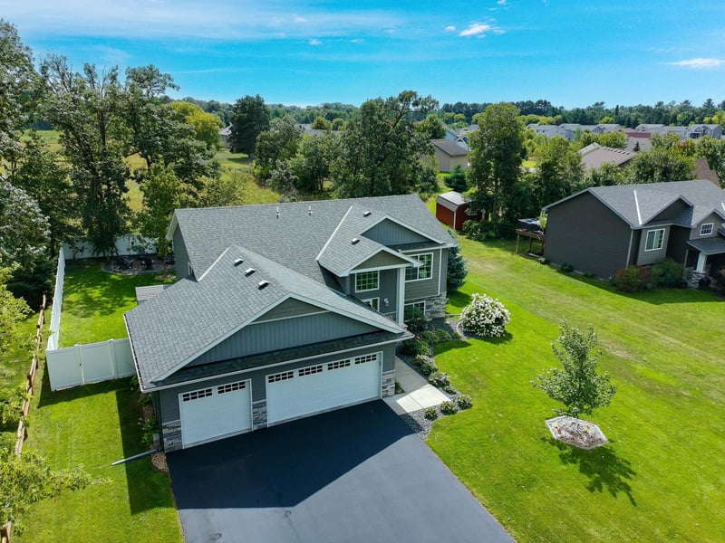 13190 10th Cir S, Zimmerman, MN 55398