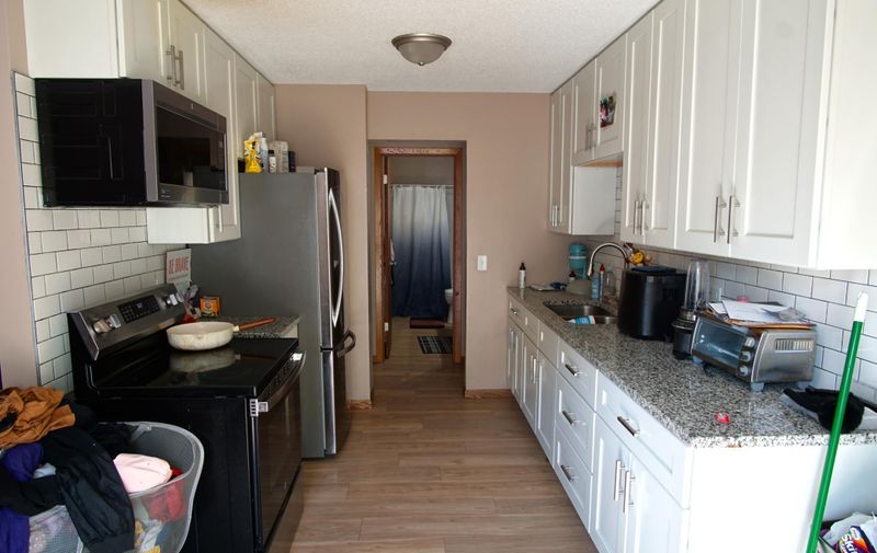 3308 84th Ave N, Brooklyn Park, MN 55443