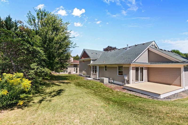 500 Driftwood Rd, New Brighton, MN 55112