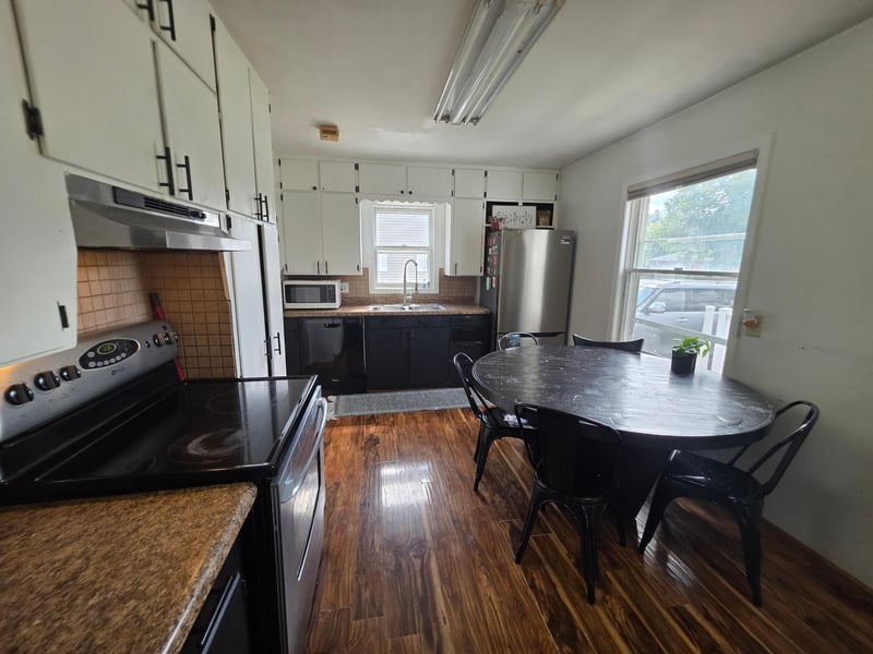 434 5th St SW, Perham, MN 56573