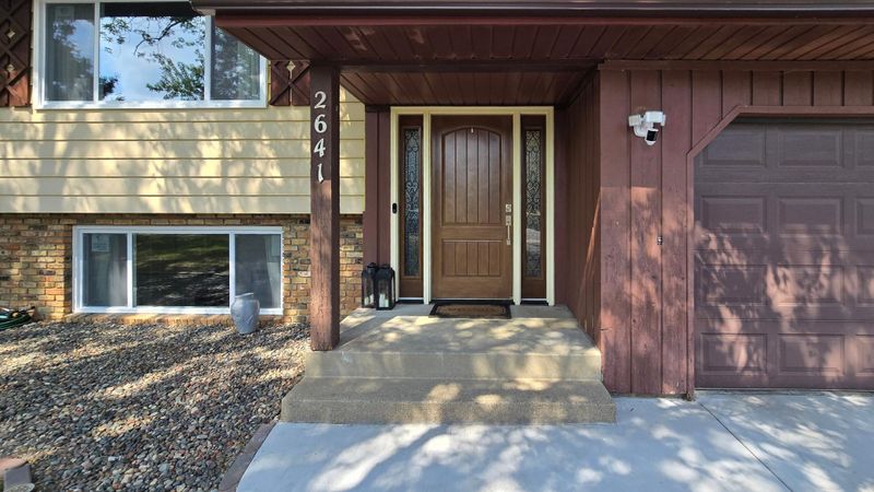 2641 Ridge Ln, Mounds View, MN 55112
