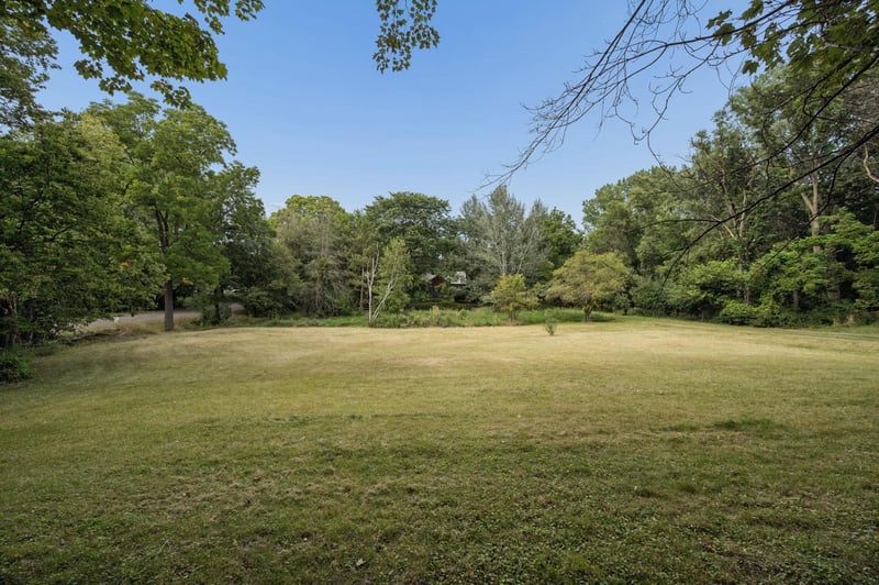 26750 Smithtown Rd, Excelsior, MN 55331