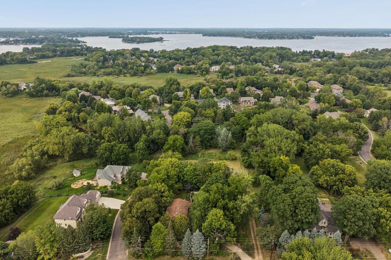 26750 Smithtown Rd, Excelsior, MN 55331