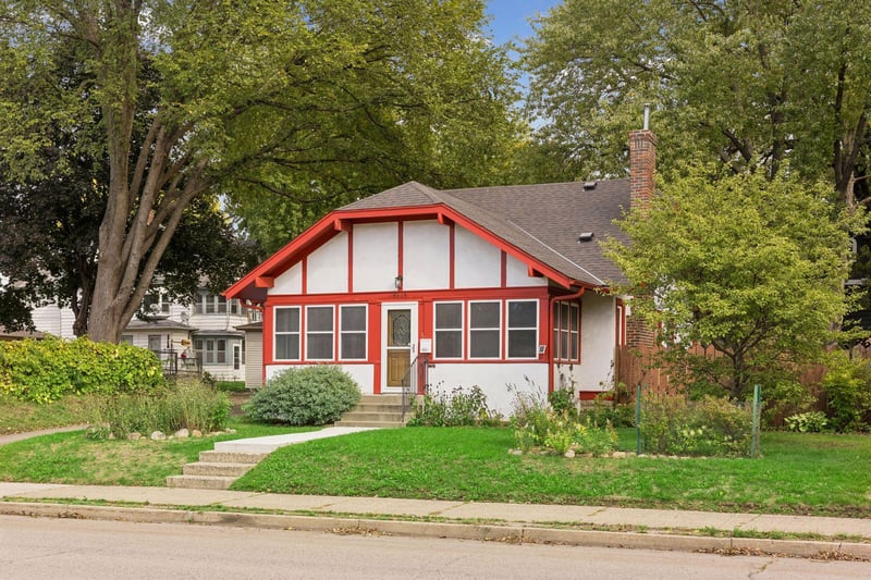 5015 42nd Ave S, Minneapolis, MN 55417