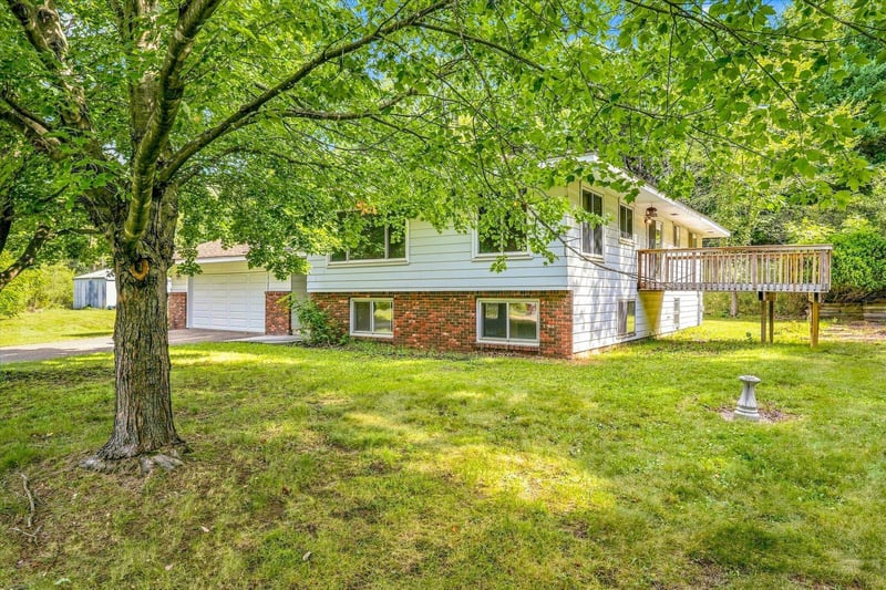 13600 Greenwood Trl N, Stillwater, MN 55082