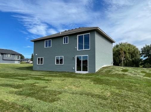 3423 Maple Dr S, Cambridge, MN 55008