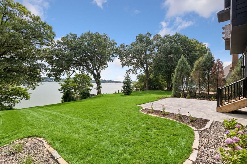 348 W Lake St, Orono, MN 55356