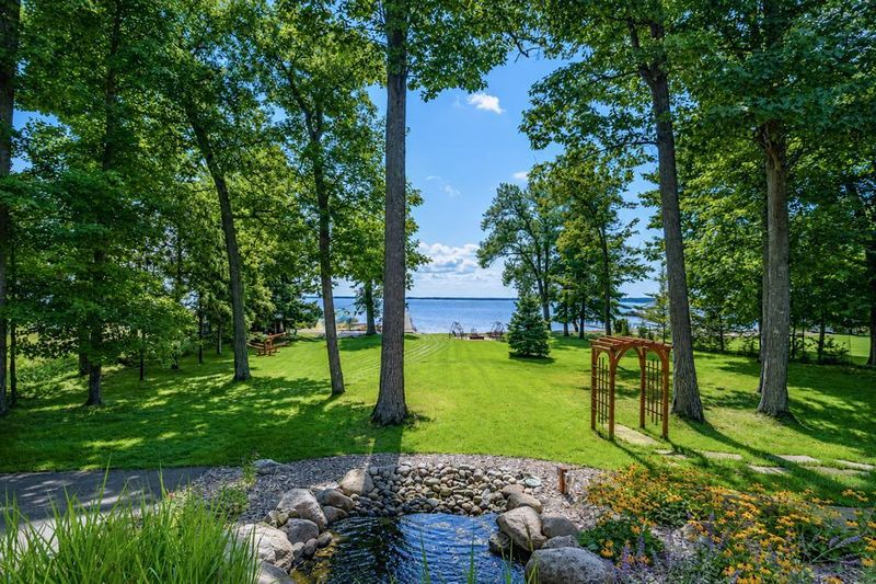 6245 Sugarbush Trl, Brainerd, MN 56401