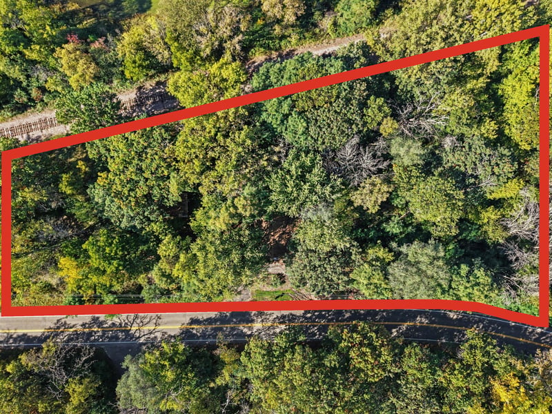 1101 Goose Lake Rd, Gem Lake, MN 55110
