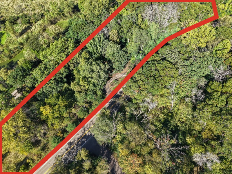 1101 Goose Lake Rd, Gem Lake, MN 55110