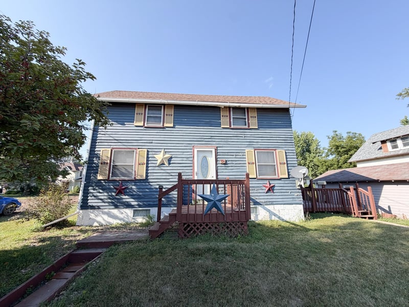 102 Milbrath St, Okabena, MN 56161