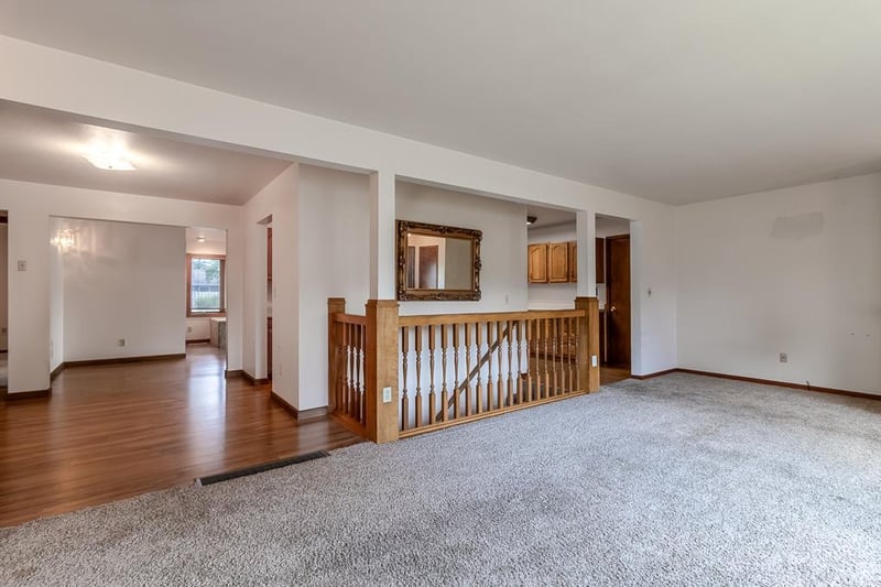 100 Meadow Ln, Mankato, MN 56001