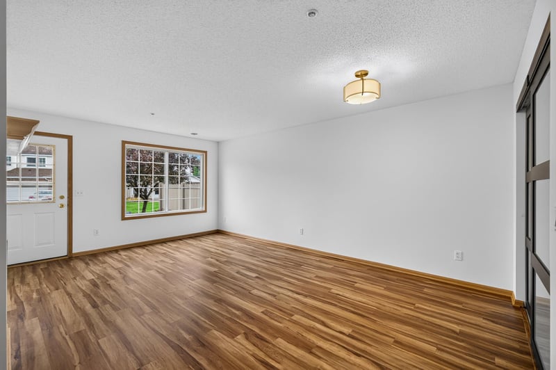 11226 Providence Ln, Eden Prairie, MN 55344
