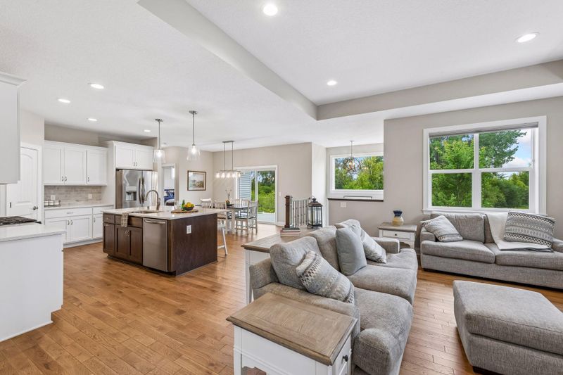 1558 Spruce St, Farmington, MN 55024