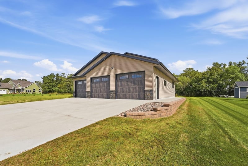 4625 Redbird Ln SE, Alexandria, MN 56308