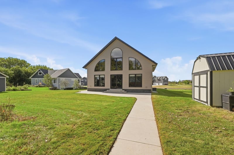 4625 Redbird Ln SE, Alexandria, MN 56308