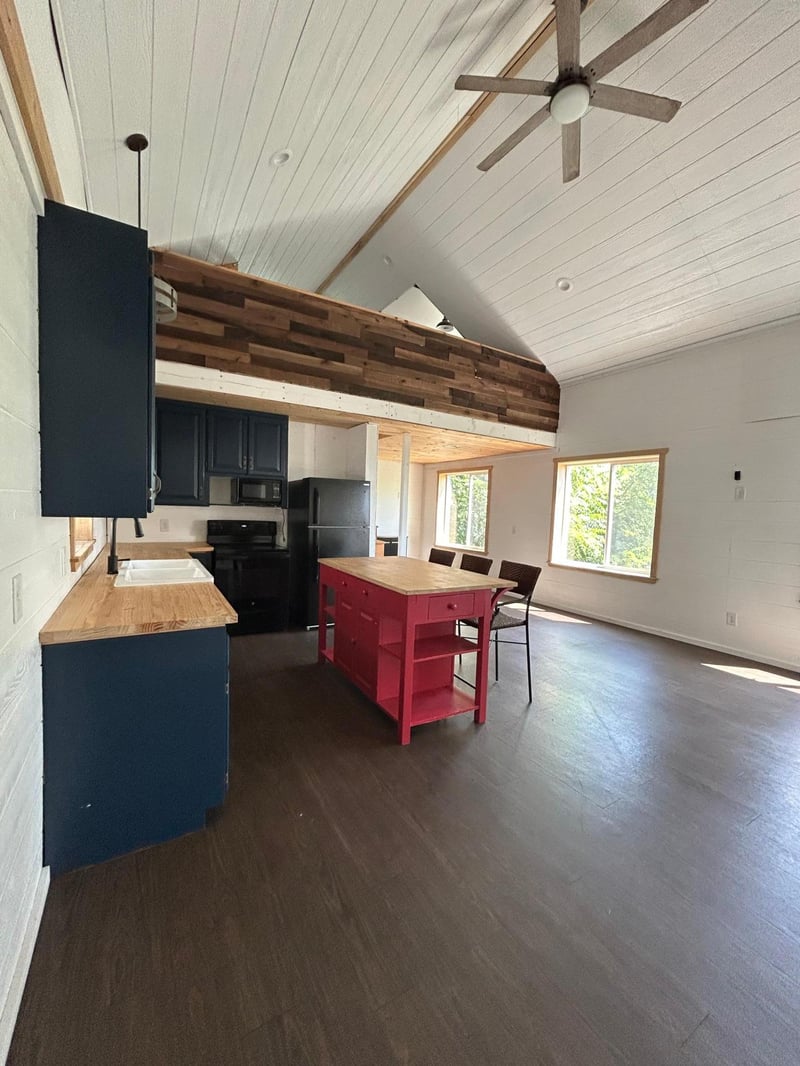 911 Mississippi Ln, Brownsville, MN 55919