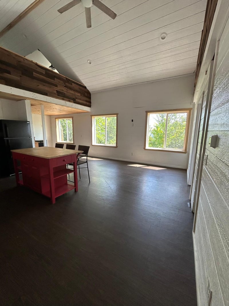 911 Mississippi Ln, Brownsville, MN 55919