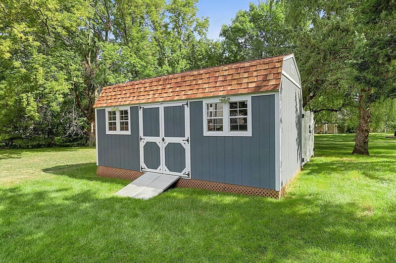 2008 Shannon Dr, Saint Cloud, MN 56301