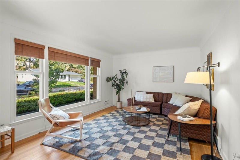 3323 Arthur St NE, Minneapolis, MN 55418