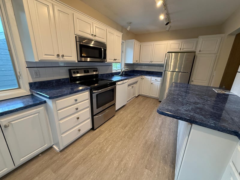 2762 Mcnair Dr N, Robbinsdale, MN 55422