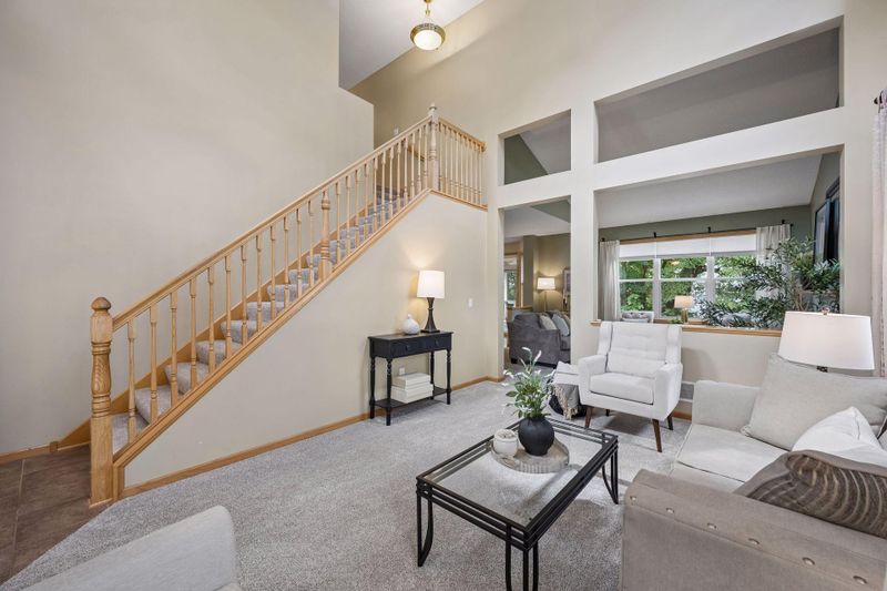 17586 91st Ave N, Maple Grove, MN 55311