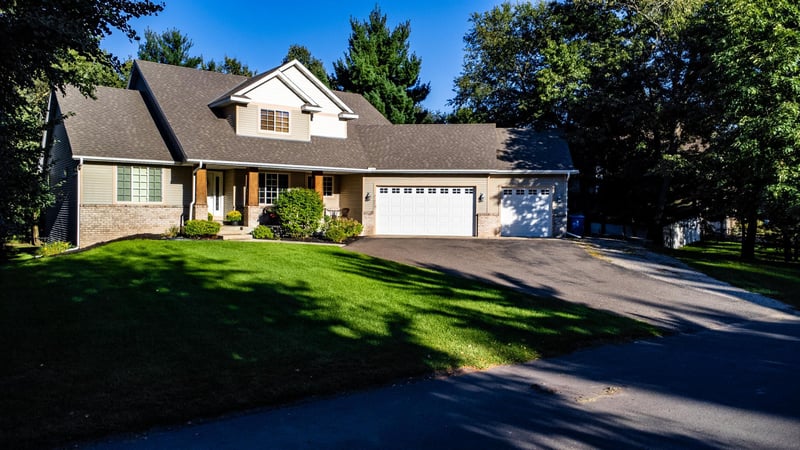 21073 Lander St NW, Elk River, MN 55330