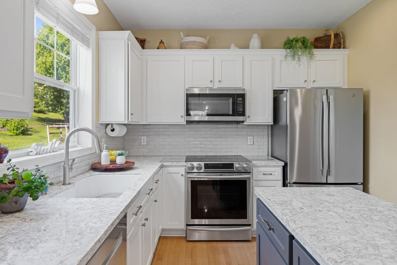 14124 55th Ave N, Plymouth, MN 55446