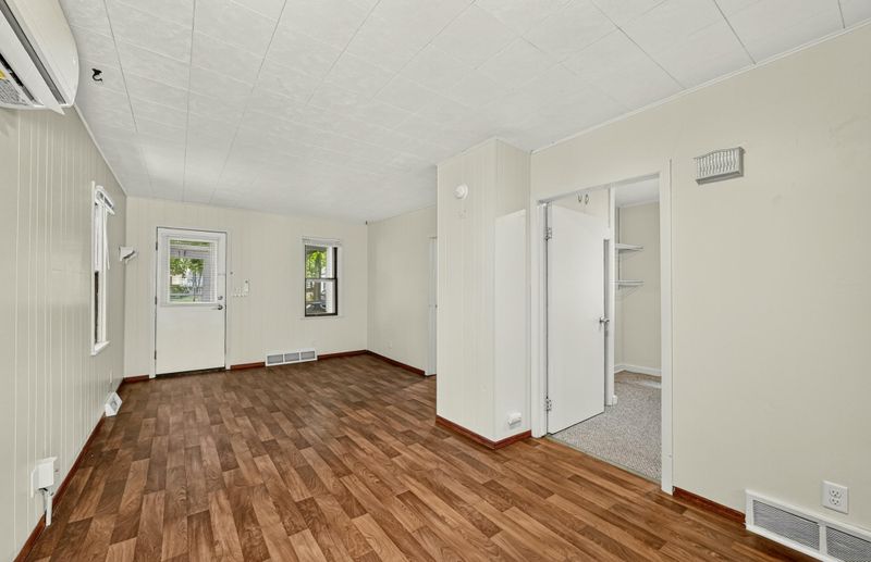 577 W Sanborn St, Winona, MN 55987