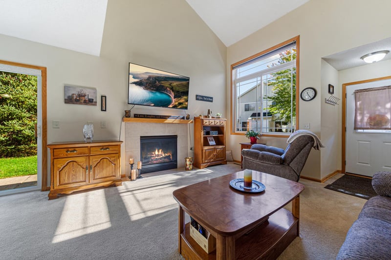 520 French Ln, Dundas, MN 55019