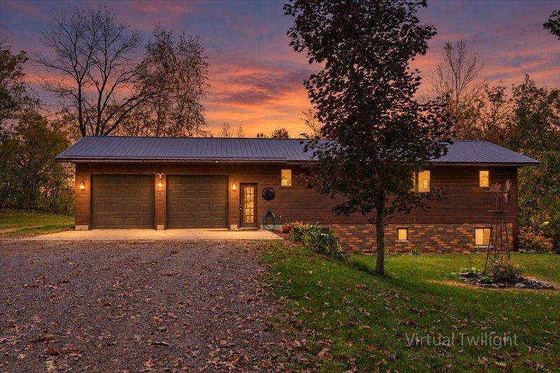 N8067 County Road Q, Knapp, WI 54749