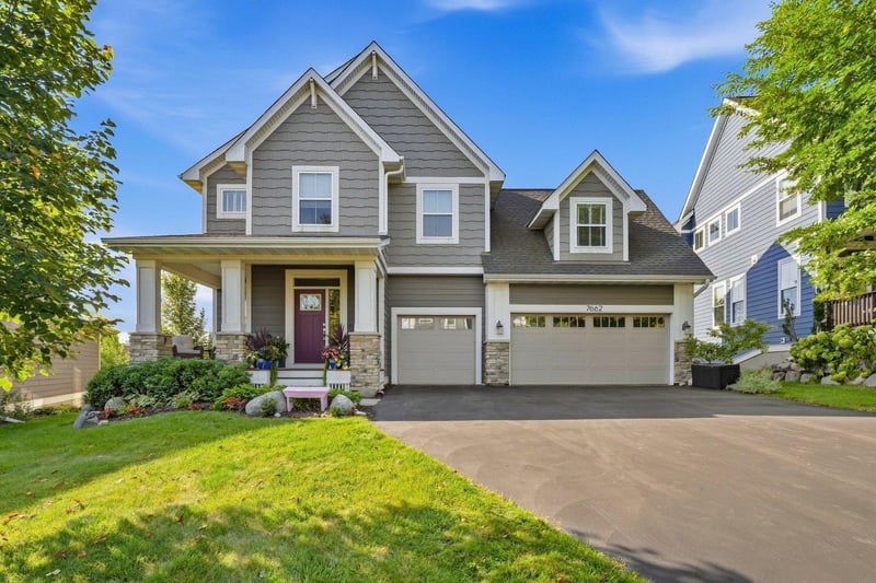 7662 Addisen Ct, Inver Grove Heights, MN 55077