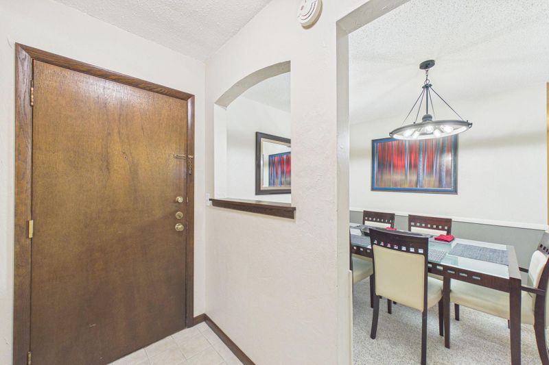 2200 Nevada Ave S #321, Saint Louis Park, MN 55426