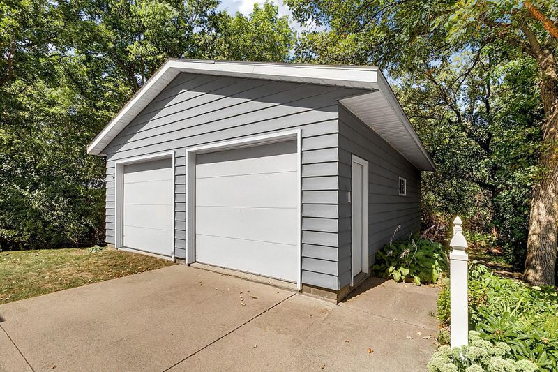 22157 Jay Ave SE, Richmond, MN 56368
