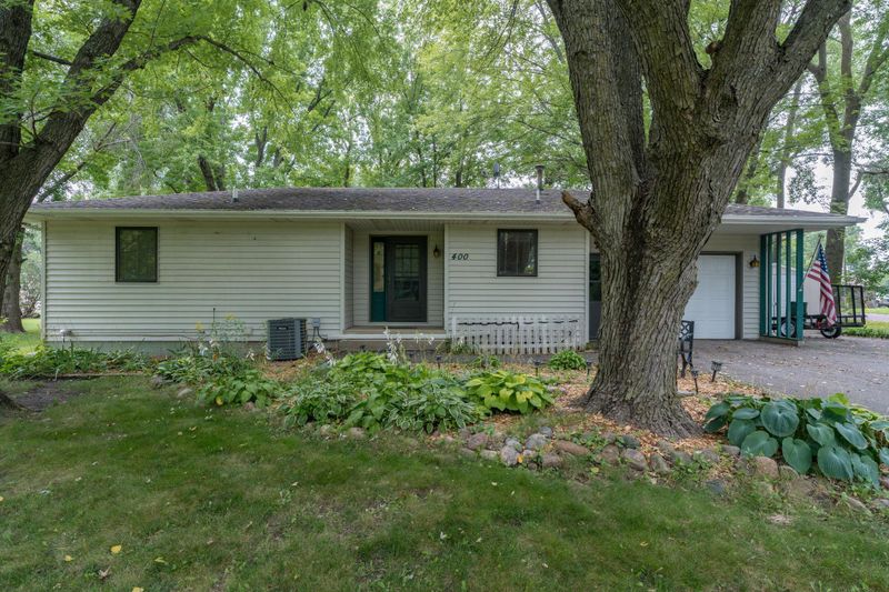 400 2nd Ave, Pemberton, MN 56078