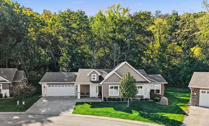 1148 Hewitt Blvd, Red Wing, MN 55066