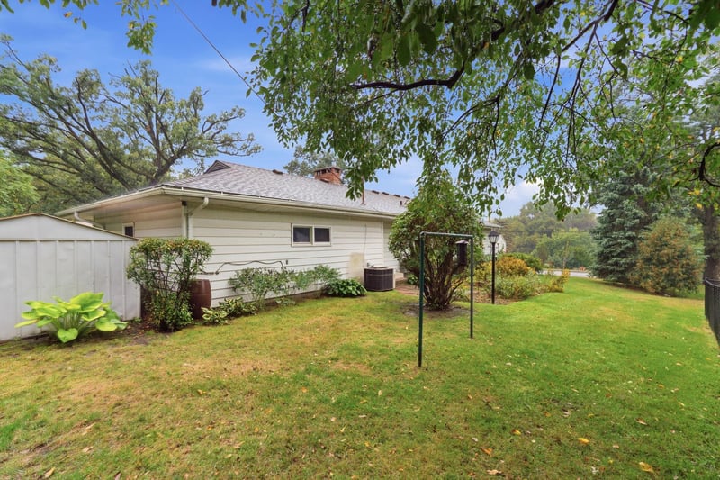 5000 Frontenac Ave, Golden Valley, MN 55422