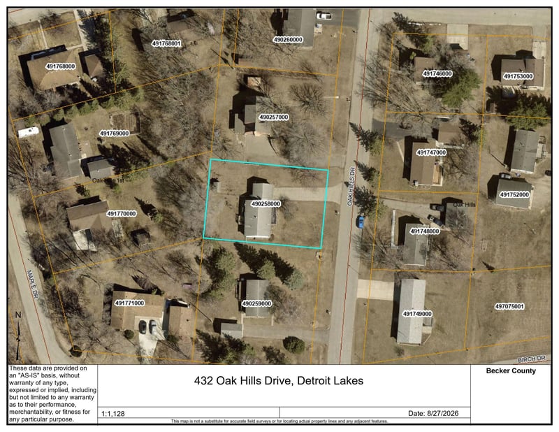 432 Oak Hills Dr, Detroit Lakes, MN 56501