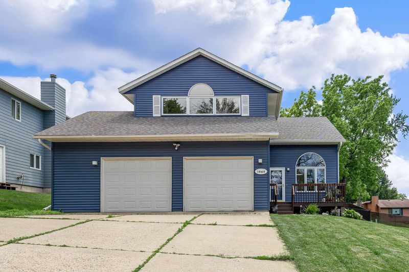 1065 Barney St, Owatonna, MN 55060