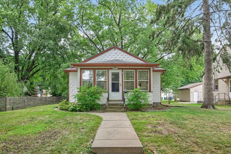 5131 37th Ave S, Minneapolis, MN 55417